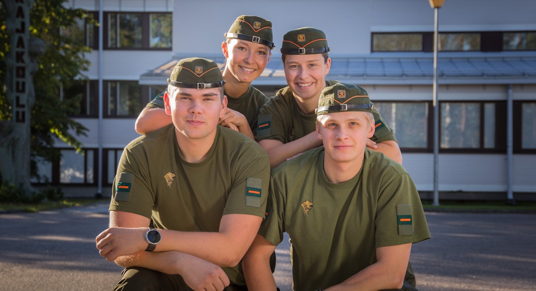 rajavartijan peruskurssilaisia