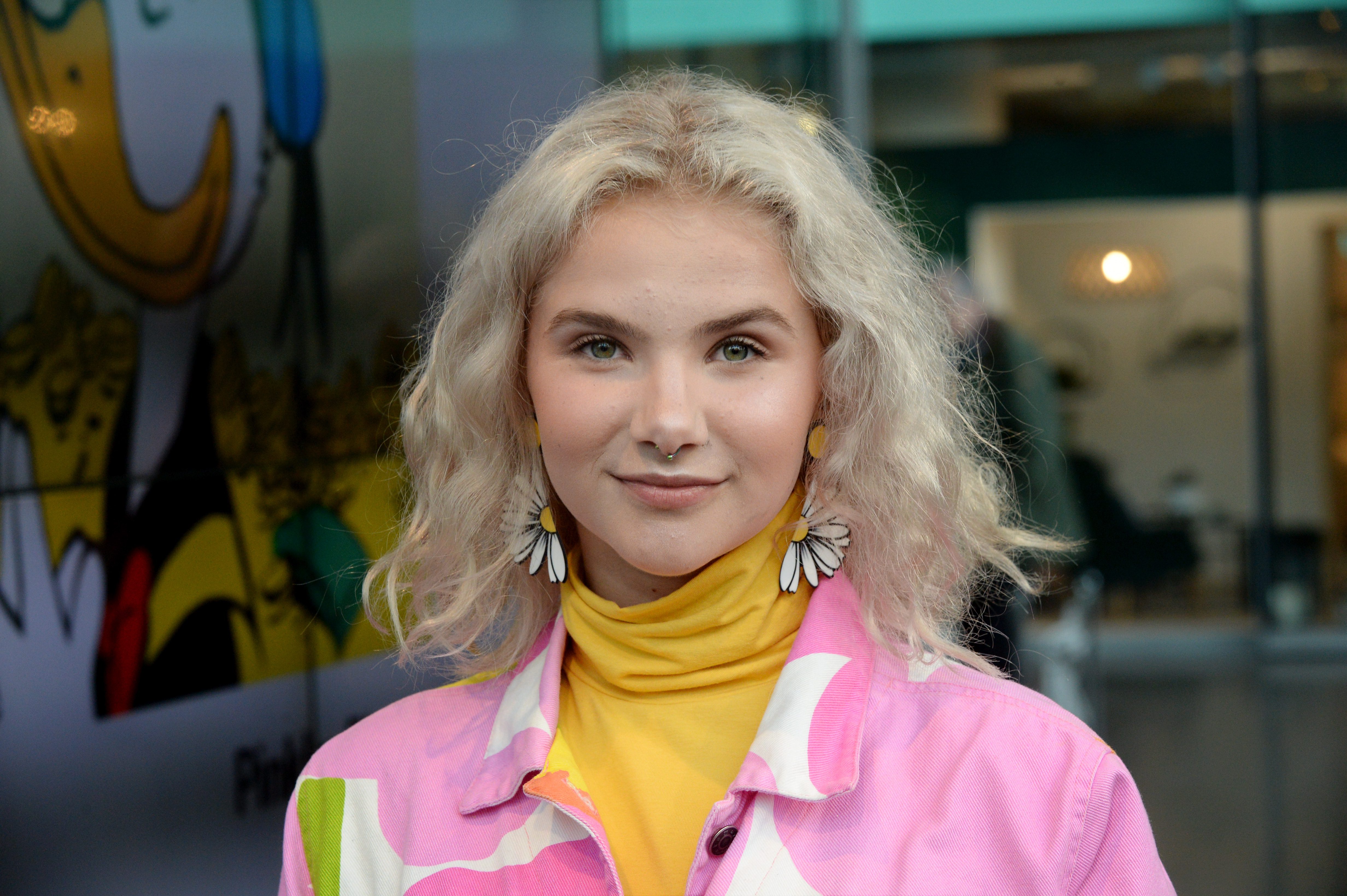 Pinkku Pinsku eli Pinja Sanaksenaho sai tappouhkauksia jo 11vuotiaana