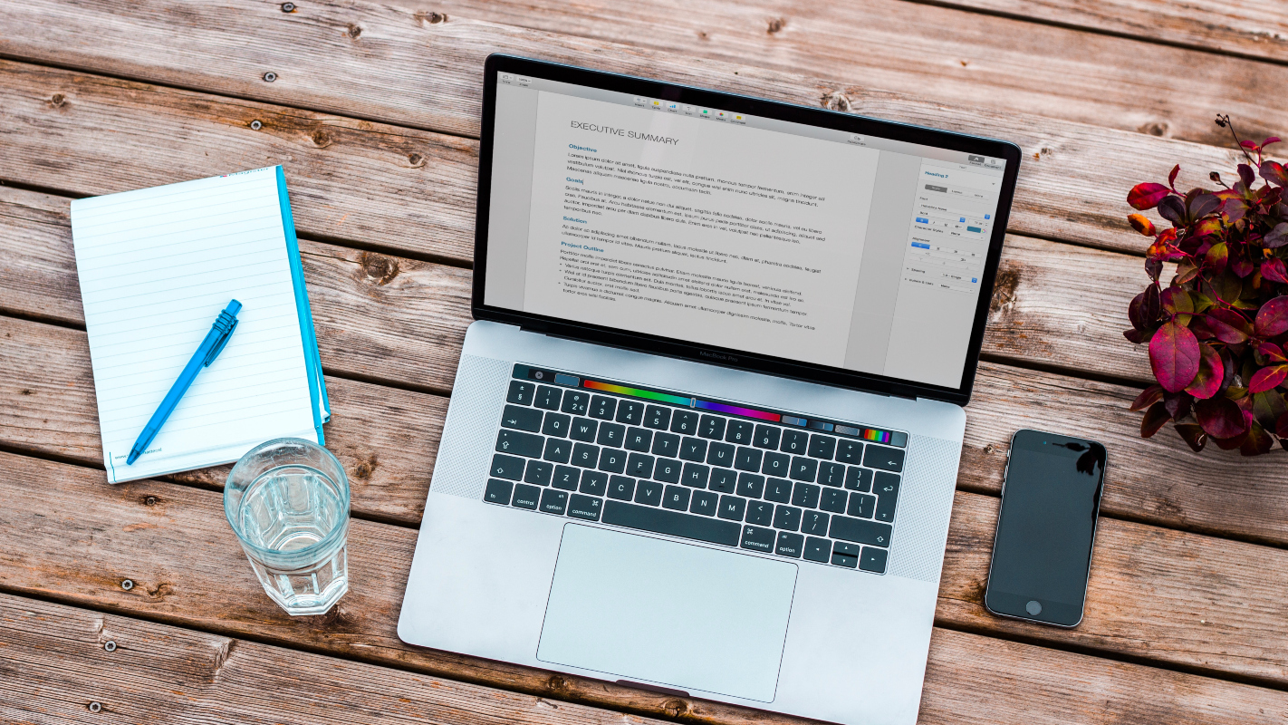 Hur skriver man ett CV? Jobbland