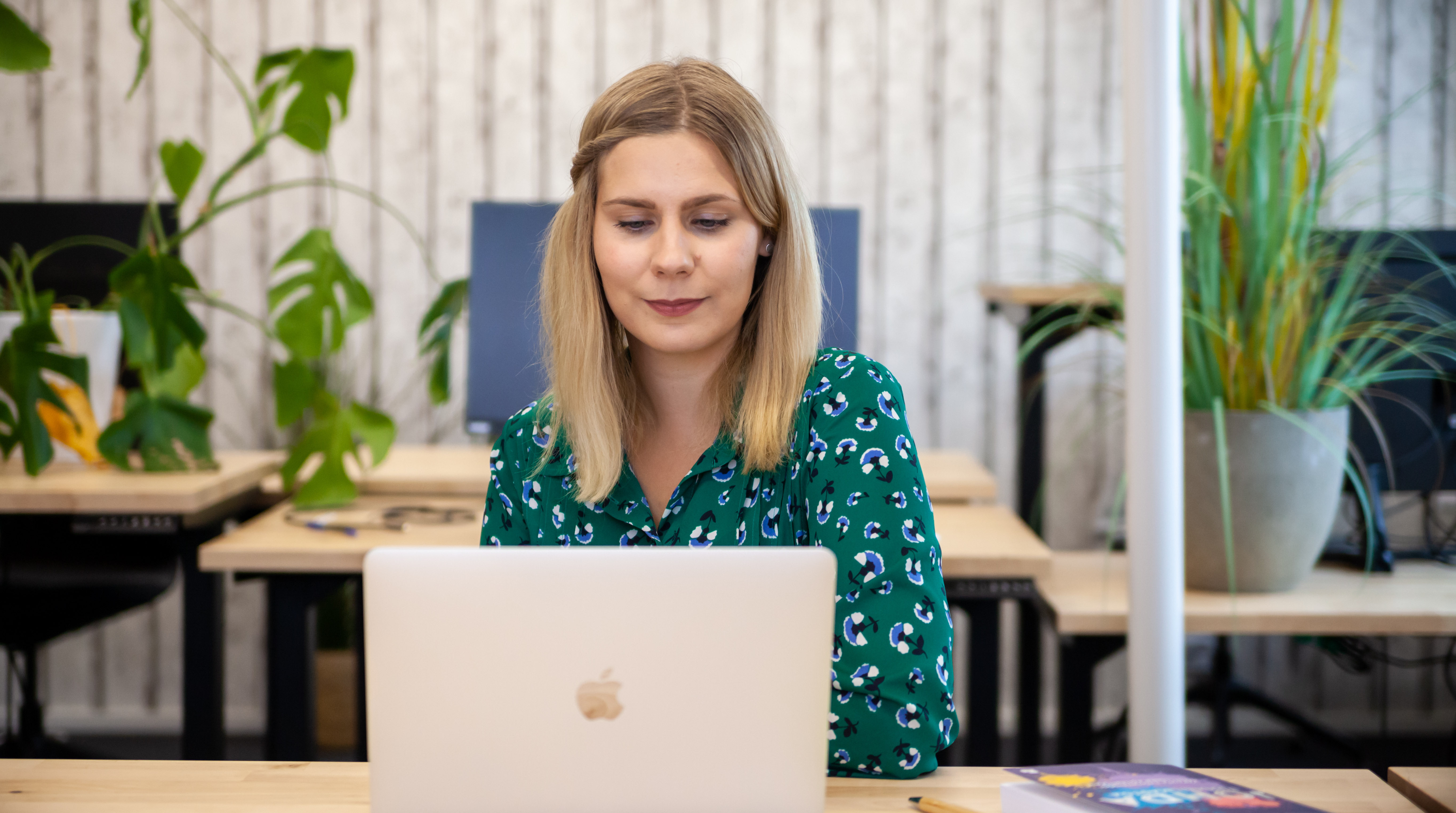 Löydä töitä LinkedInistä helpommin – ota seurantaan nämä sivut