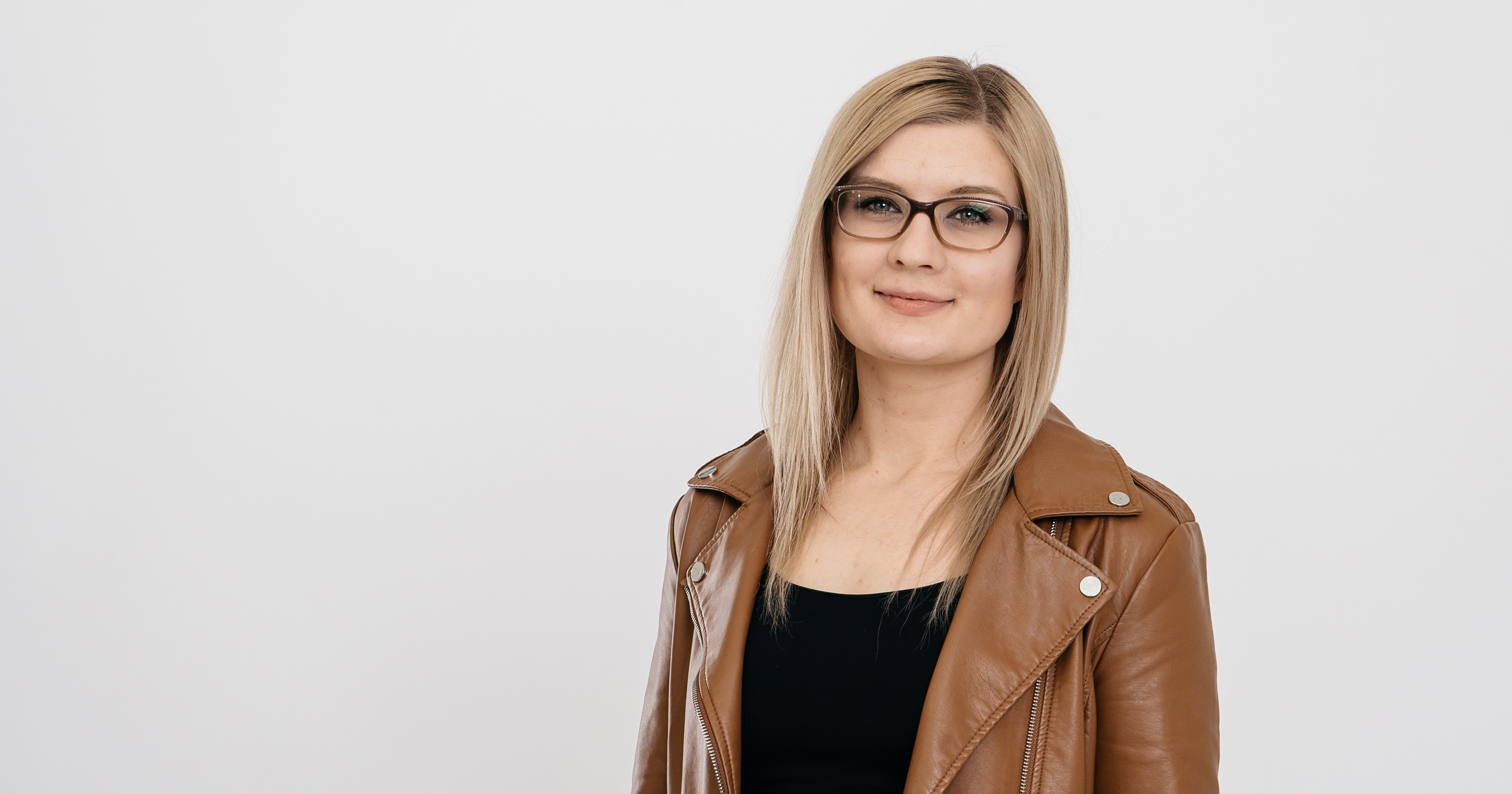 Jenna pääsi 14 haastatteluun ja sai työpaikan ilman hakemuksia – näin LinkedIniä voi käyttää työnhaussa