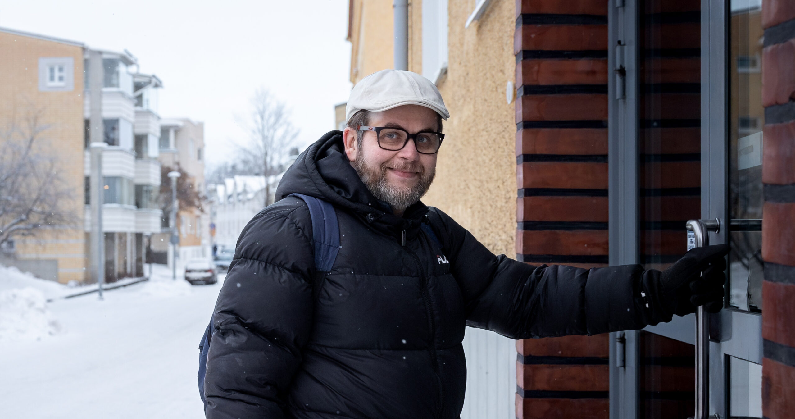 Halu tehdä omien arvojen mukaista hoitotyötä vei Johanneksen ja Lauran kotihoidon yrittäjiksi Alinaan: ”Meillä hoitajat eivät ole käveleviä lääkkeenjakoautomaatteja”